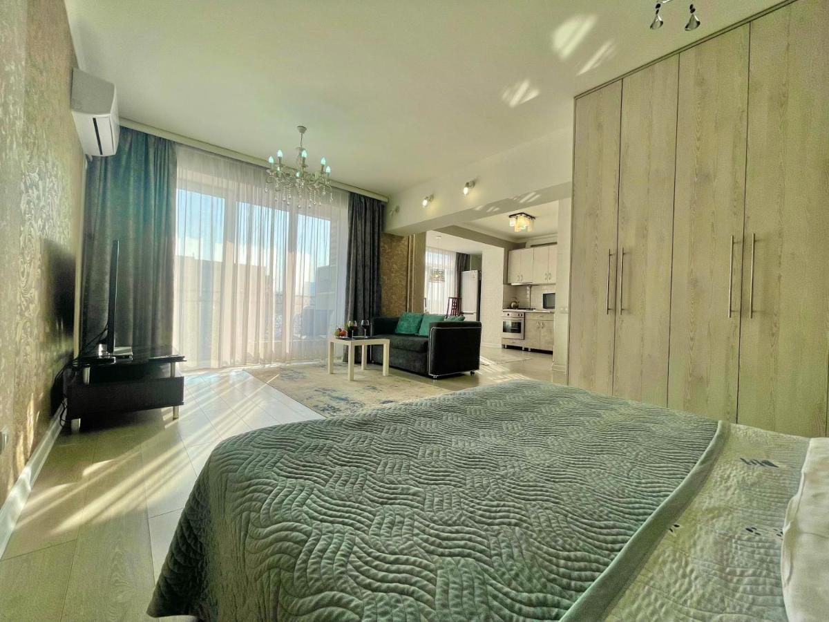 Apartment In The Heart Of The City الماتي المظهر الخارجي الصورة