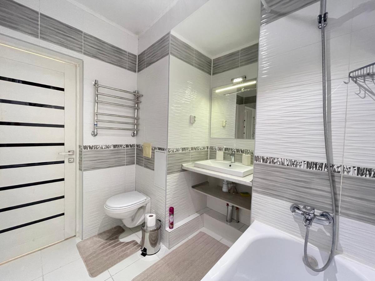 Apartment In The Heart Of The City الماتي المظهر الخارجي الصورة